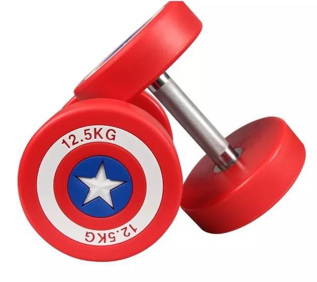 Tá an -tóir ar Captaen America Dumbbells sa tionscal aclaíochta