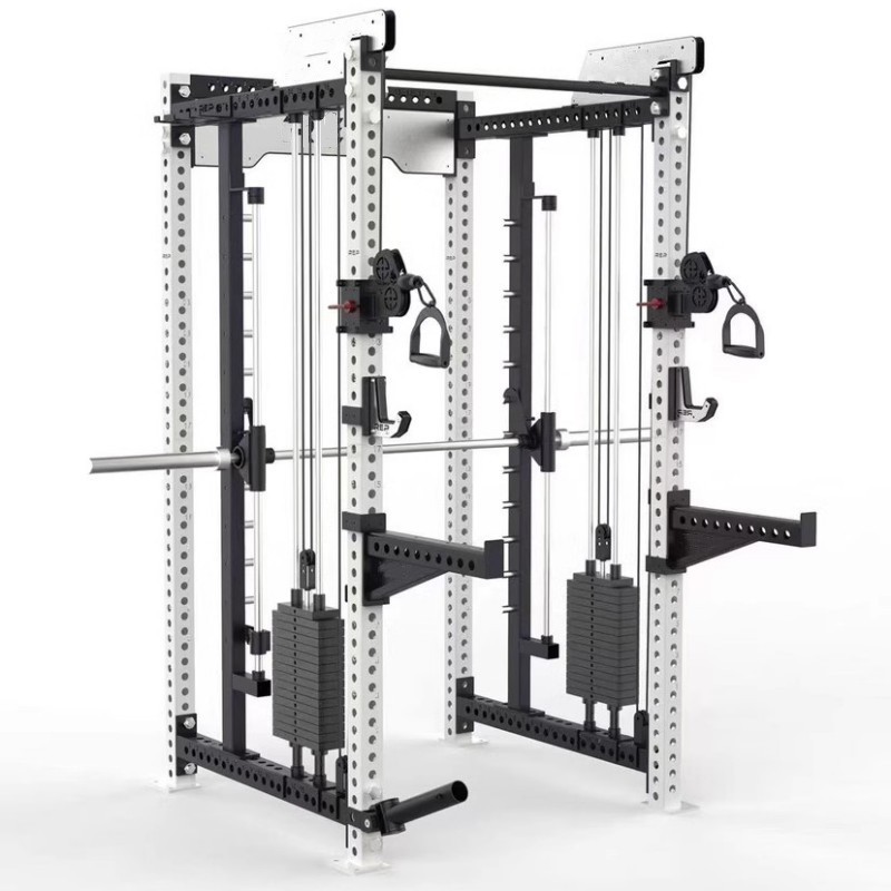 Rigs and Racks: Cén fáth go bhfuil siad mar chuid coitianta d'aon áis oiliúna
